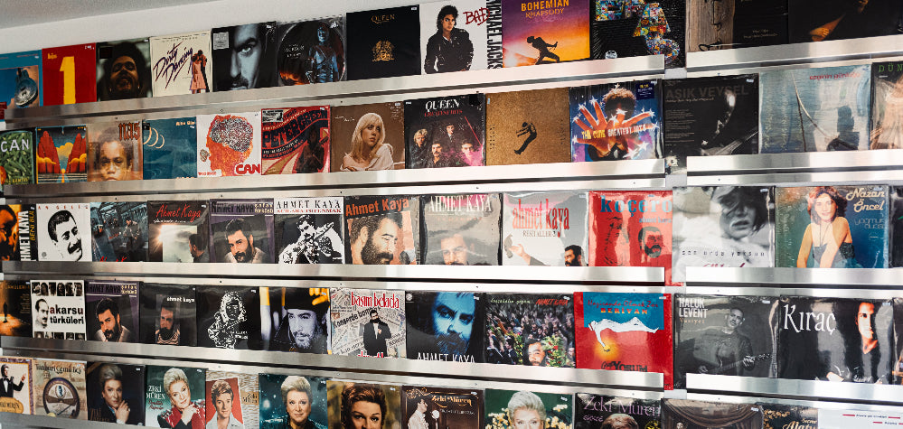 Almanya ve tüm Avrupa da Türkçe Plak-CD (Versandkostenfrei ab 59€ innerhalb Deutschlands (199€ in EU)